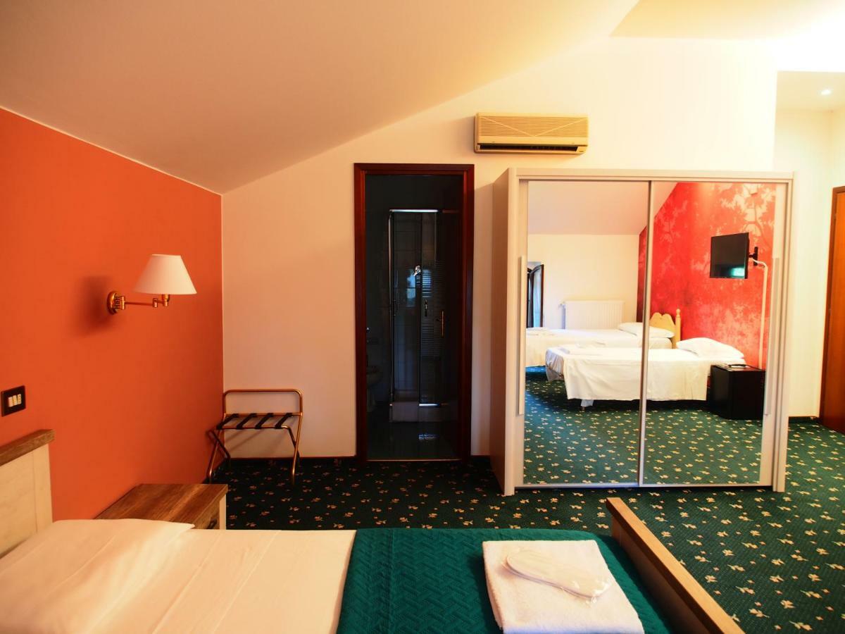 Hotel Parco Fola Albinea المظهر الخارجي الصورة
